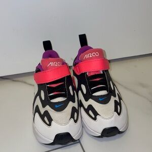 Kids Athletic Sneakers in White, Black & Pink